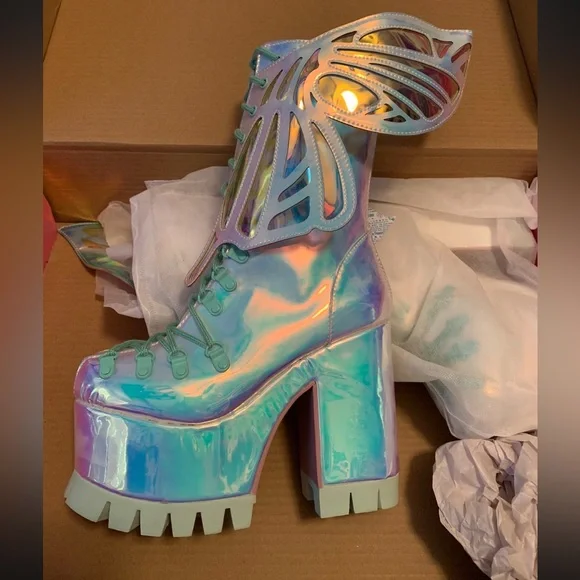 ☆DOLLS KILL☆ Sugar Thrillz Blue Boots Sugar Thrillz Winged Platform Boots - Holographic Blue